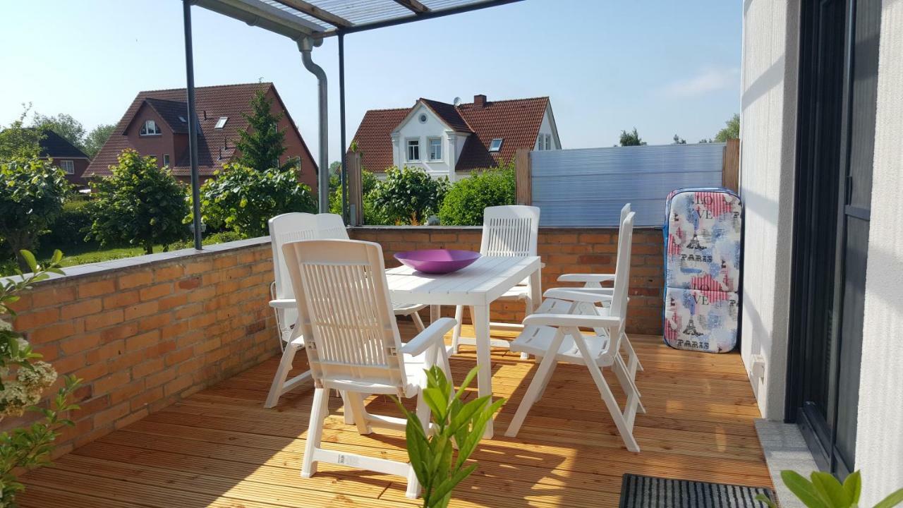 Ferienwohnung Seestern Fuer 6 Personen Mit Kamin & Terrasse Больтенхаген Экстерьер фото